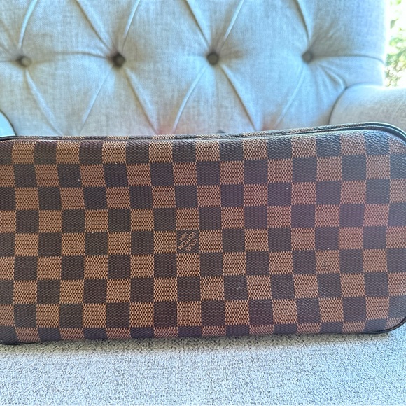 Authentic Louis Vuitton Neverfull MM - Picture 12 of 13